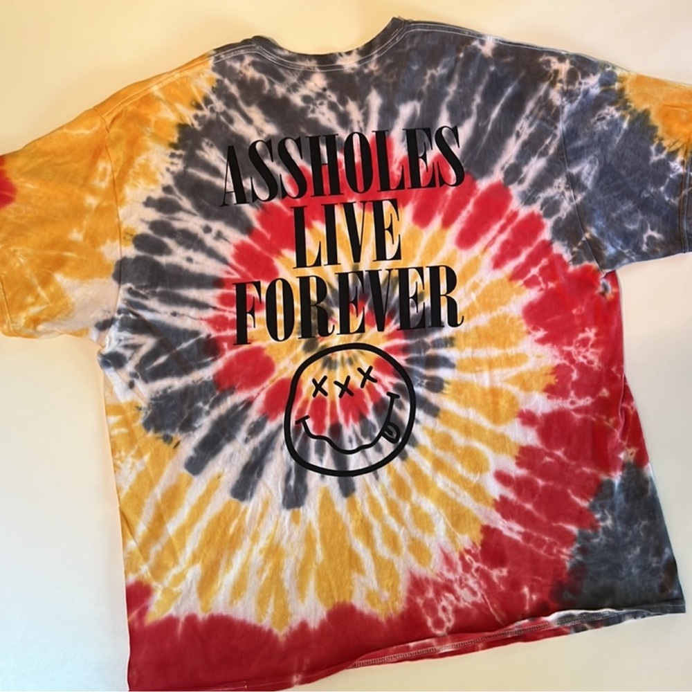 Linda Finegold Men’s Tie Dye Graphic Tee